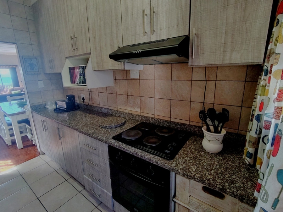2 Bedroom Property for Sale in St Michaels On Sea KwaZulu-Natal