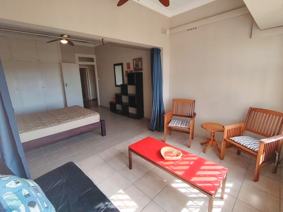 2 Bedroom Property for Sale in St Michaels On Sea KwaZulu-Natal