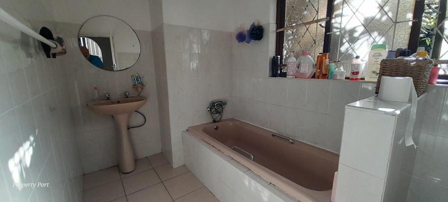 3 Bedroom Property for Sale in Pumula KwaZulu-Natal