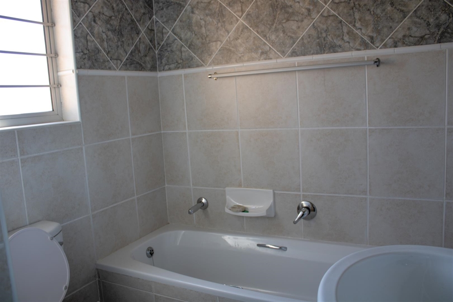 3 Bedroom Property for Sale in Margate KwaZulu-Natal