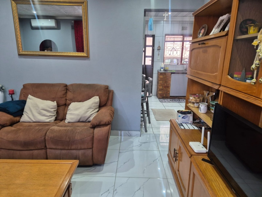 3 Bedroom Property for Sale in Palmview KwaZulu-Natal
