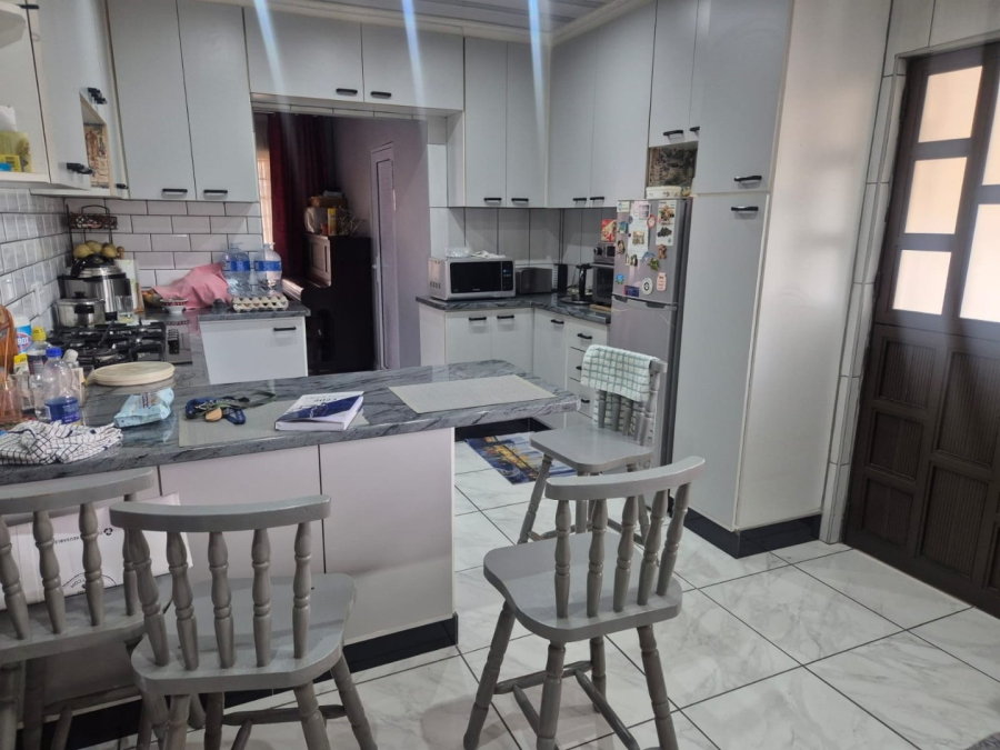 3 Bedroom Property for Sale in Palmview KwaZulu-Natal