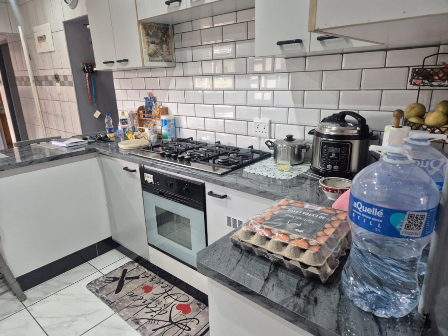 3 Bedroom Property for Sale in Palmview KwaZulu-Natal