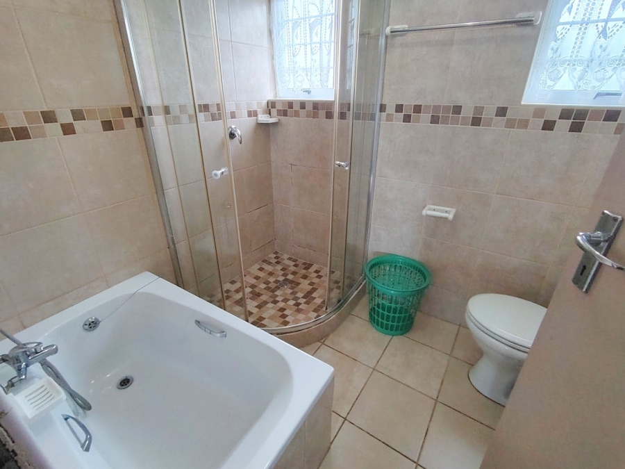 2 Bedroom Property for Sale in Beacon Rocks KwaZulu-Natal