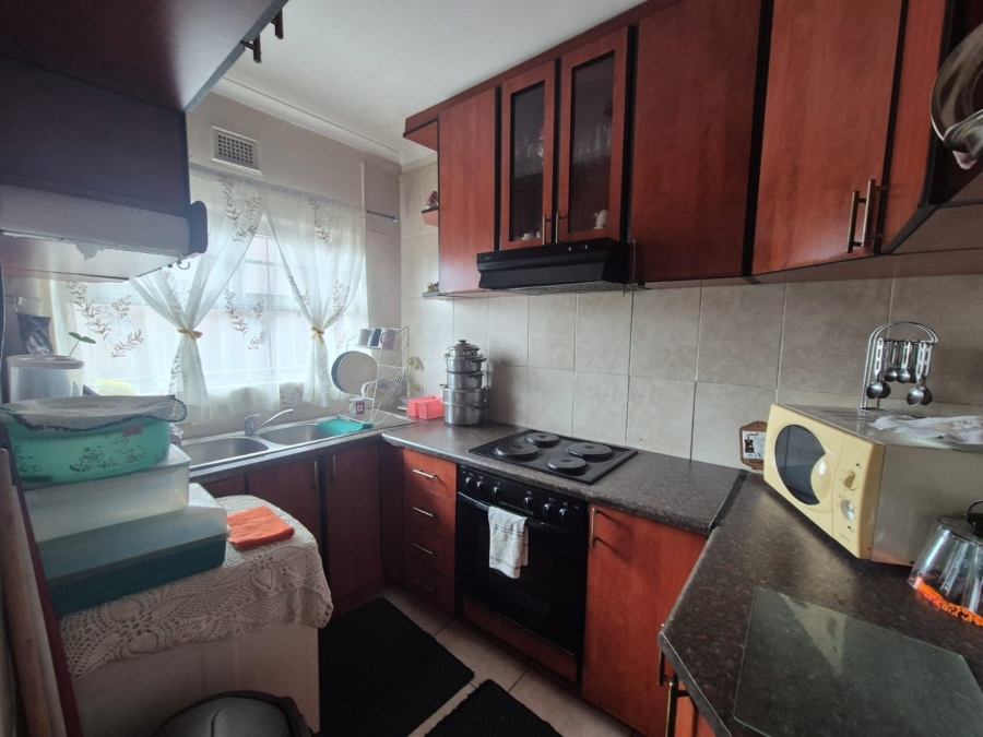 2 Bedroom Property for Sale in Wentworth KwaZulu-Natal