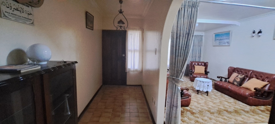 7 Bedroom Property for Sale in Reservoir Hills KwaZulu-Natal