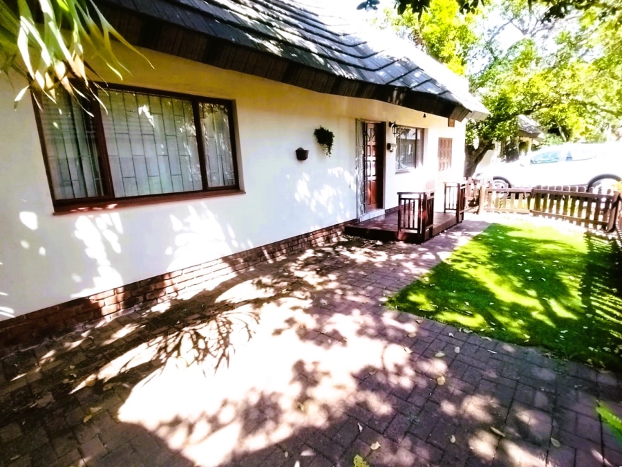 To Let 2 Bedroom Property for Rent in Southport KwaZulu-Natal