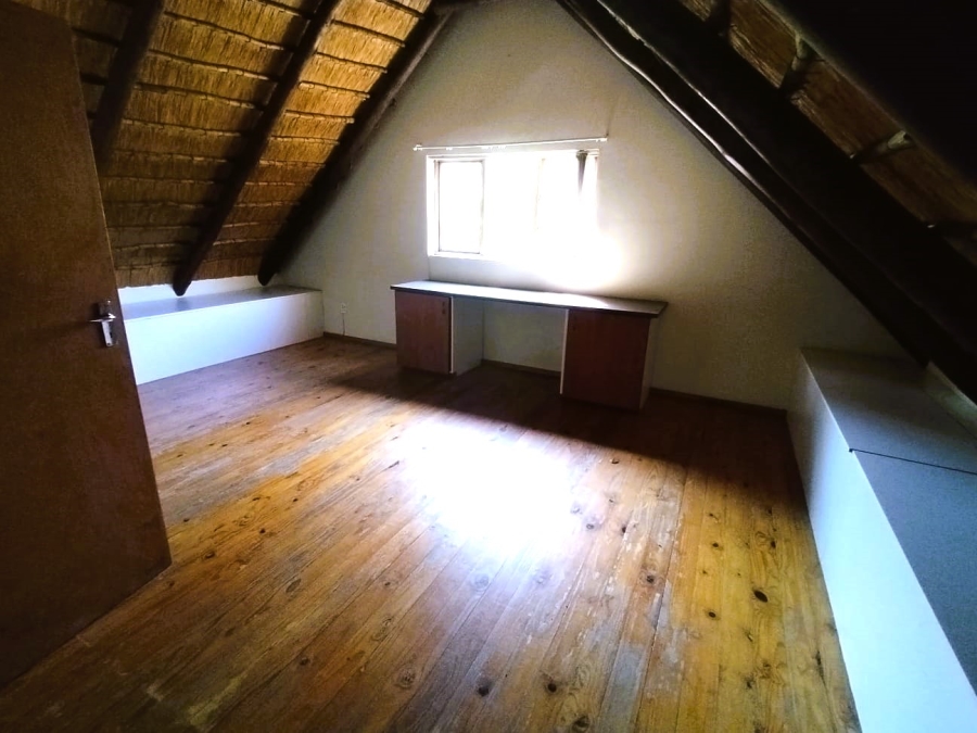 To Let 2 Bedroom Property for Rent in Southport KwaZulu-Natal