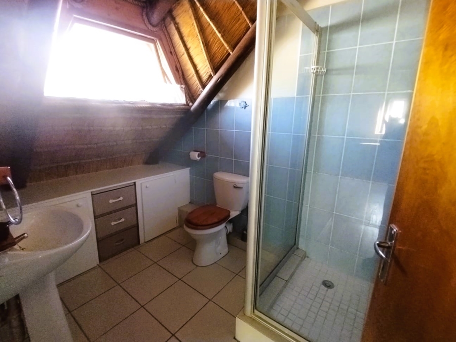 To Let 2 Bedroom Property for Rent in Southport KwaZulu-Natal
