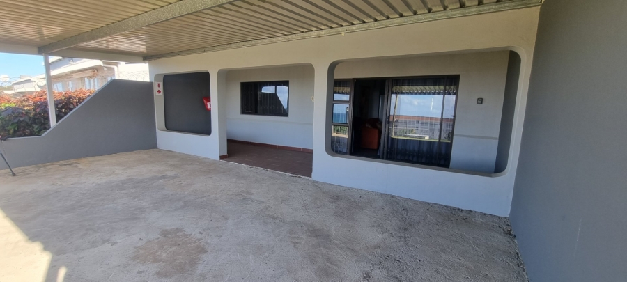 2 Bedroom Property for Sale in Hibberdene KwaZulu-Natal