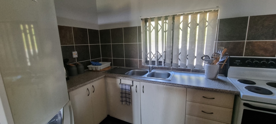 2 Bedroom Property for Sale in Hibberdene KwaZulu-Natal