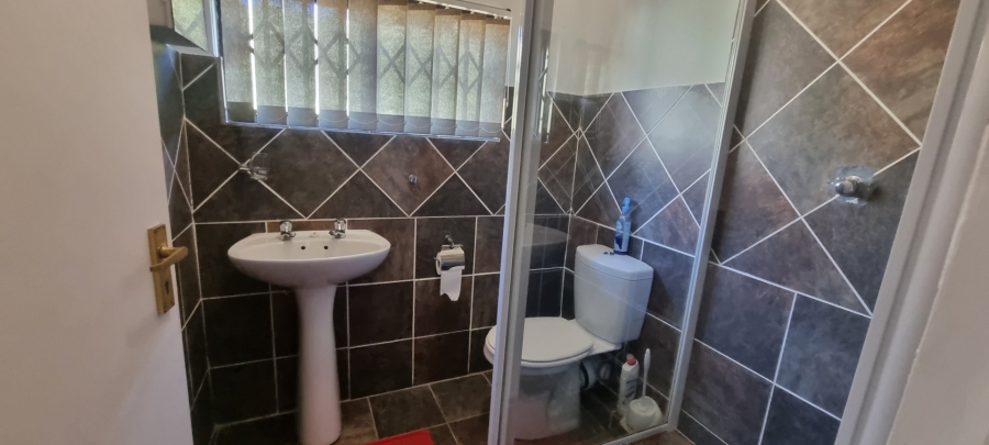 2 Bedroom Property for Sale in Hibberdene KwaZulu-Natal