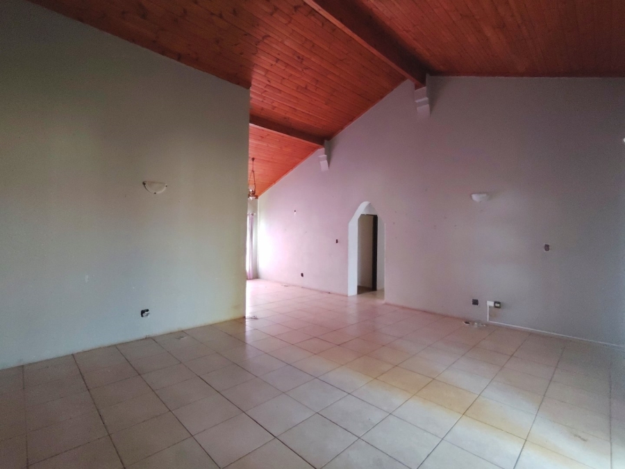 4 Bedroom Property for Sale in Margate KwaZulu-Natal