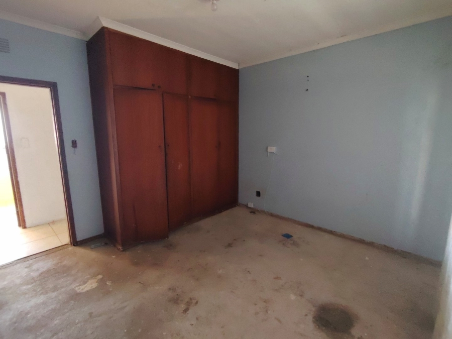 4 Bedroom Property for Sale in Margate KwaZulu-Natal