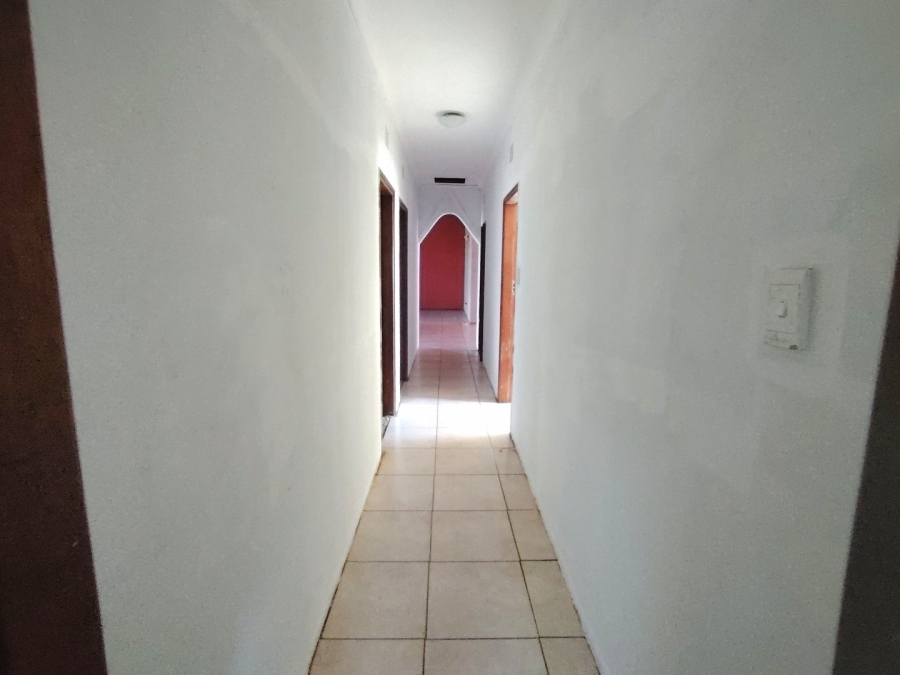 4 Bedroom Property for Sale in Margate KwaZulu-Natal
