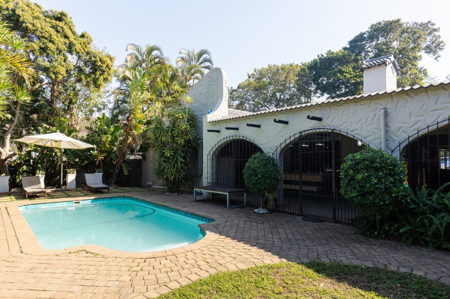 4 Bedroom Property for Sale in Uvongo KwaZulu-Natal