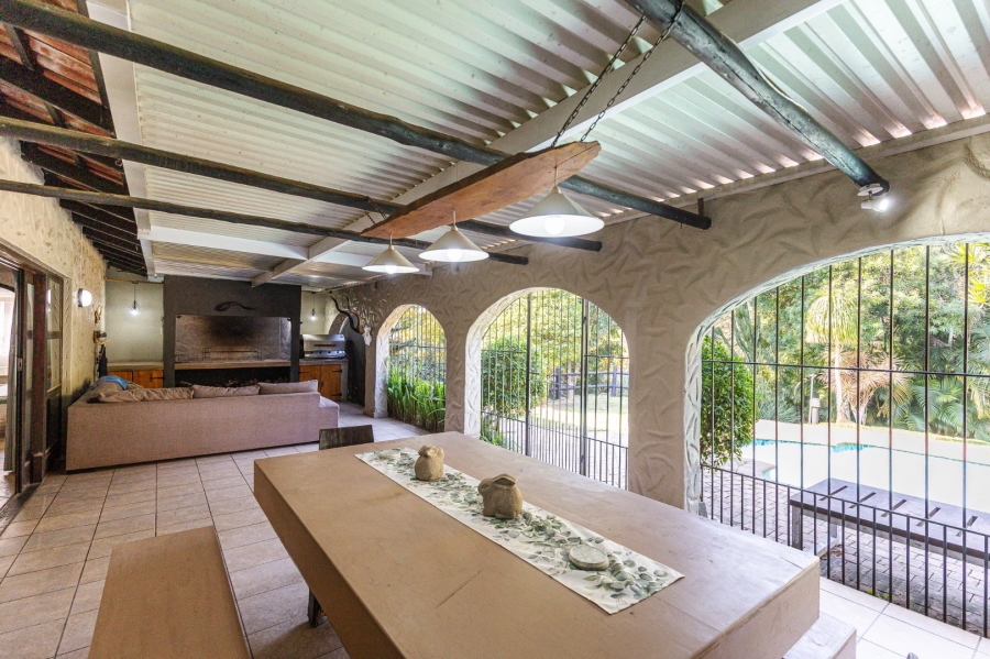 4 Bedroom Property for Sale in Uvongo KwaZulu-Natal