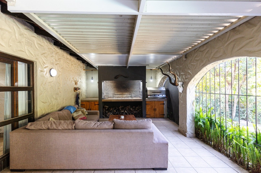 4 Bedroom Property for Sale in Uvongo KwaZulu-Natal