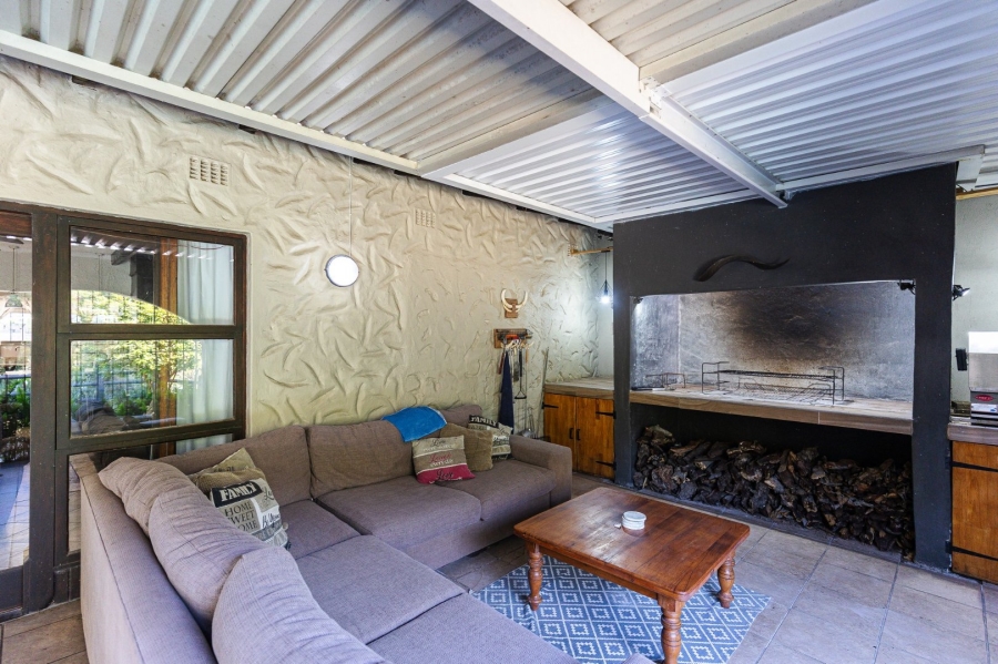 4 Bedroom Property for Sale in Uvongo KwaZulu-Natal