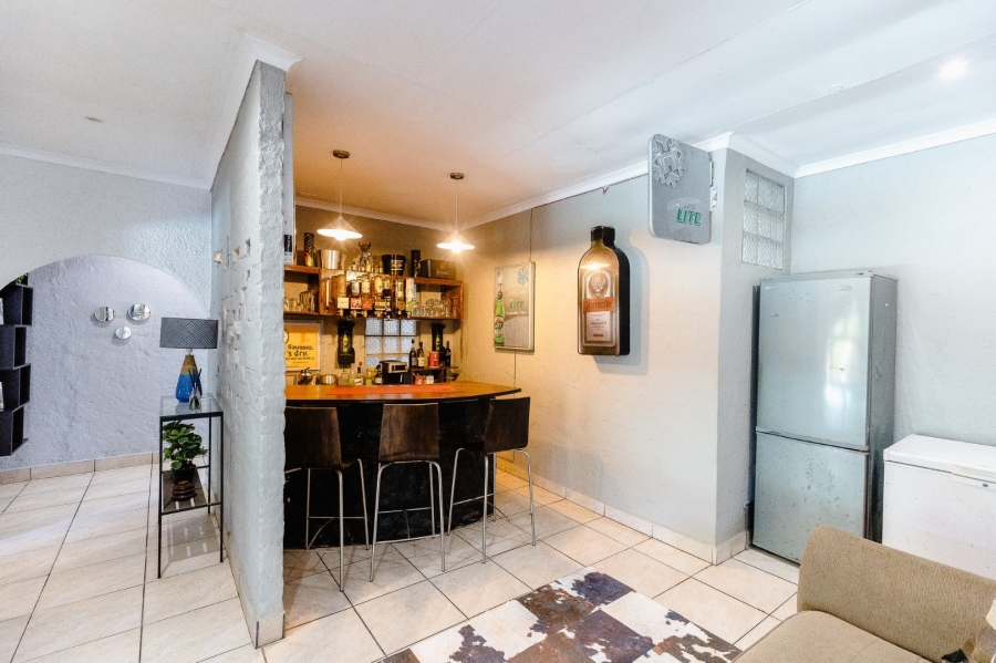 4 Bedroom Property for Sale in Uvongo KwaZulu-Natal