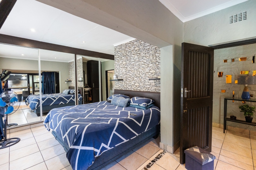 4 Bedroom Property for Sale in Uvongo KwaZulu-Natal