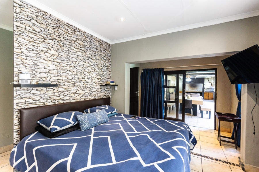 4 Bedroom Property for Sale in Uvongo KwaZulu-Natal