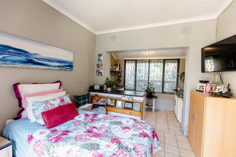 4 Bedroom Property for Sale in Uvongo KwaZulu-Natal