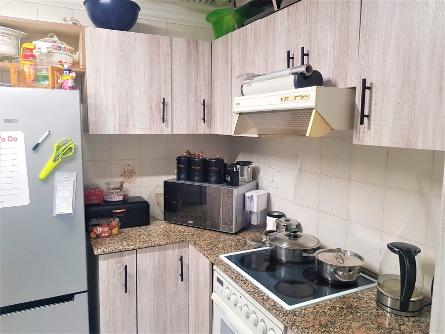 3 Bedroom Property for Sale in Sherwood KwaZulu-Natal