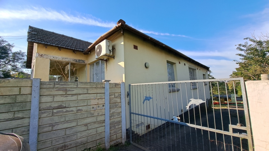 3 Bedroom Property for Sale in Sherwood KwaZulu-Natal