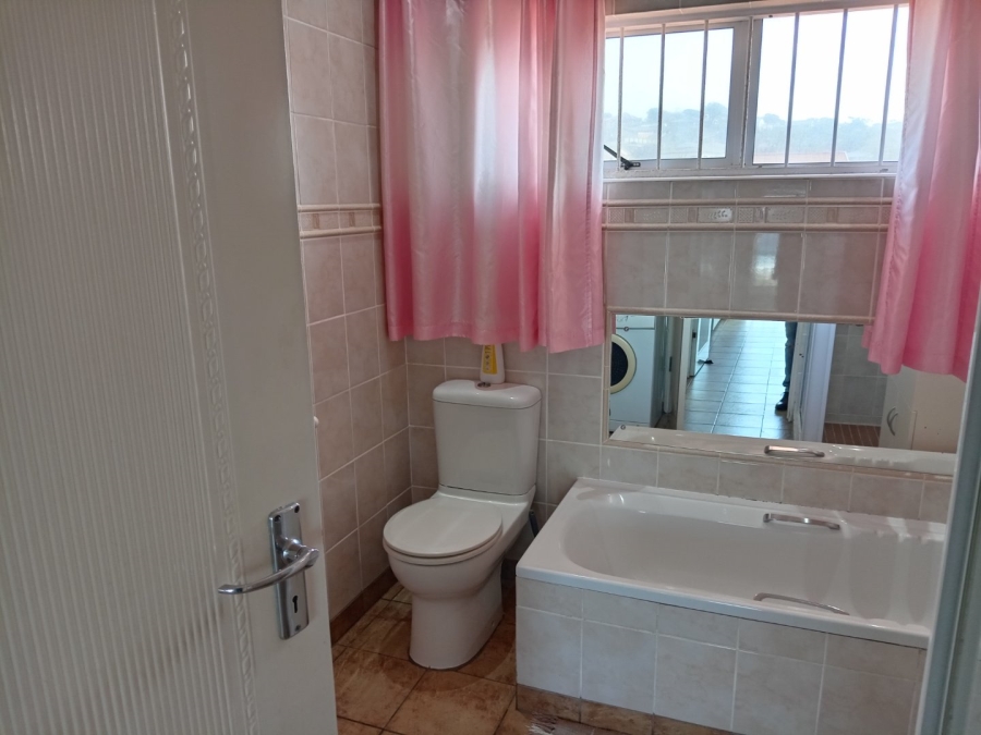 8 Bedroom Property for Sale in St Michaels On Sea KwaZulu-Natal