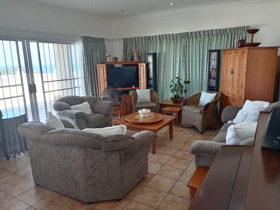 8 Bedroom Property for Sale in St Michaels On Sea KwaZulu-Natal