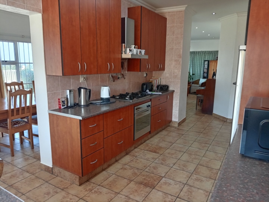 8 Bedroom Property for Sale in St Michaels On Sea KwaZulu-Natal