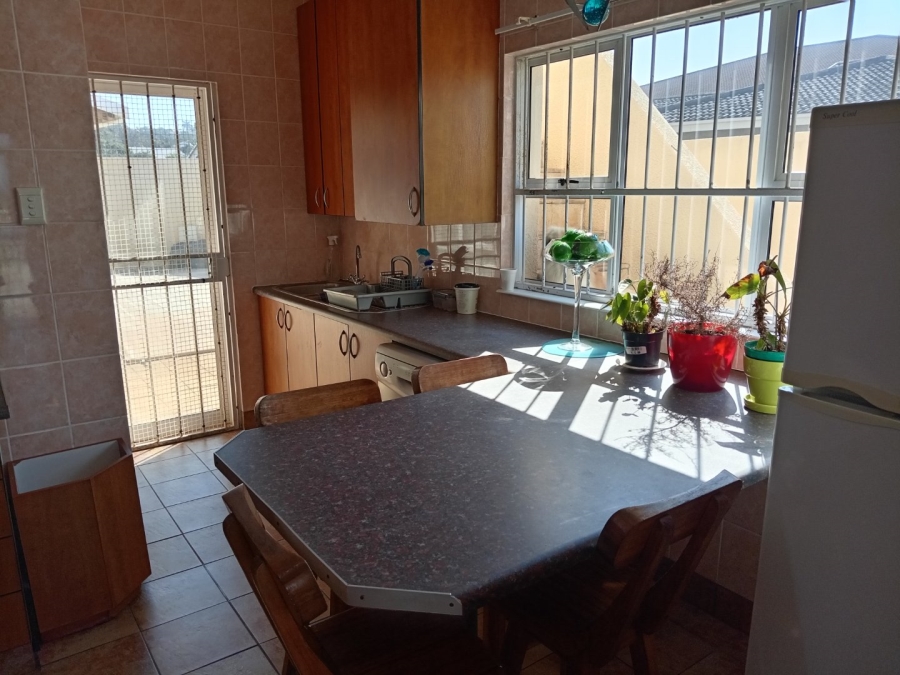 8 Bedroom Property for Sale in St Michaels On Sea KwaZulu-Natal