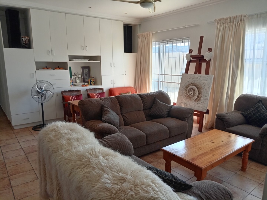 8 Bedroom Property for Sale in St Michaels On Sea KwaZulu-Natal