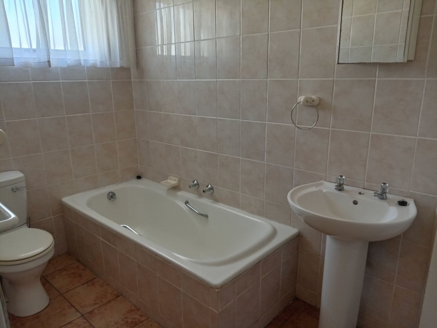 8 Bedroom Property for Sale in St Michaels On Sea KwaZulu-Natal