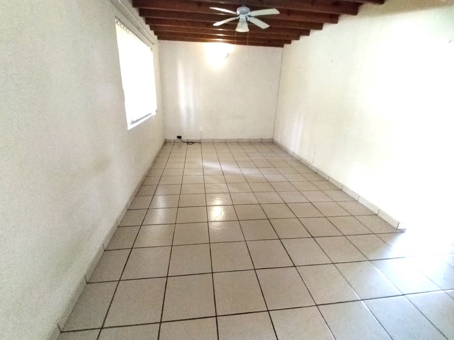 2 Bedroom Property for Sale in Southport KwaZulu-Natal