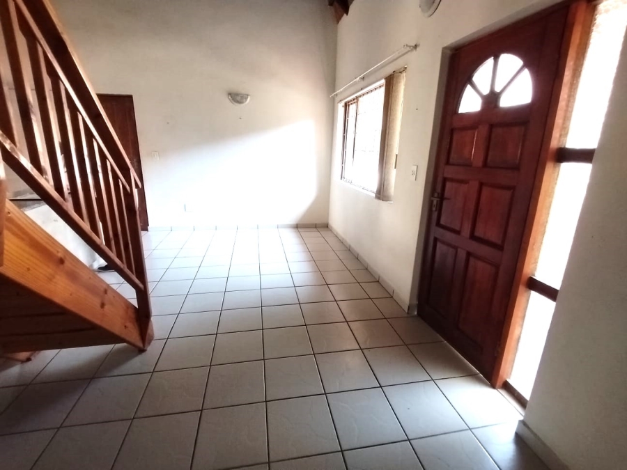 2 Bedroom Property for Sale in Southport KwaZulu-Natal