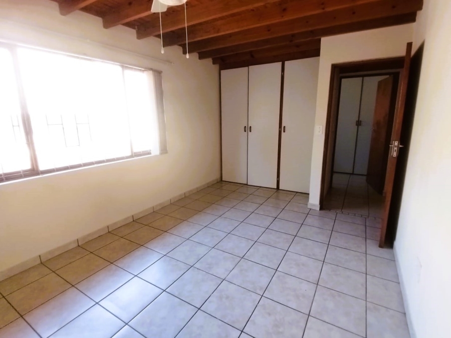 2 Bedroom Property for Sale in Southport KwaZulu-Natal