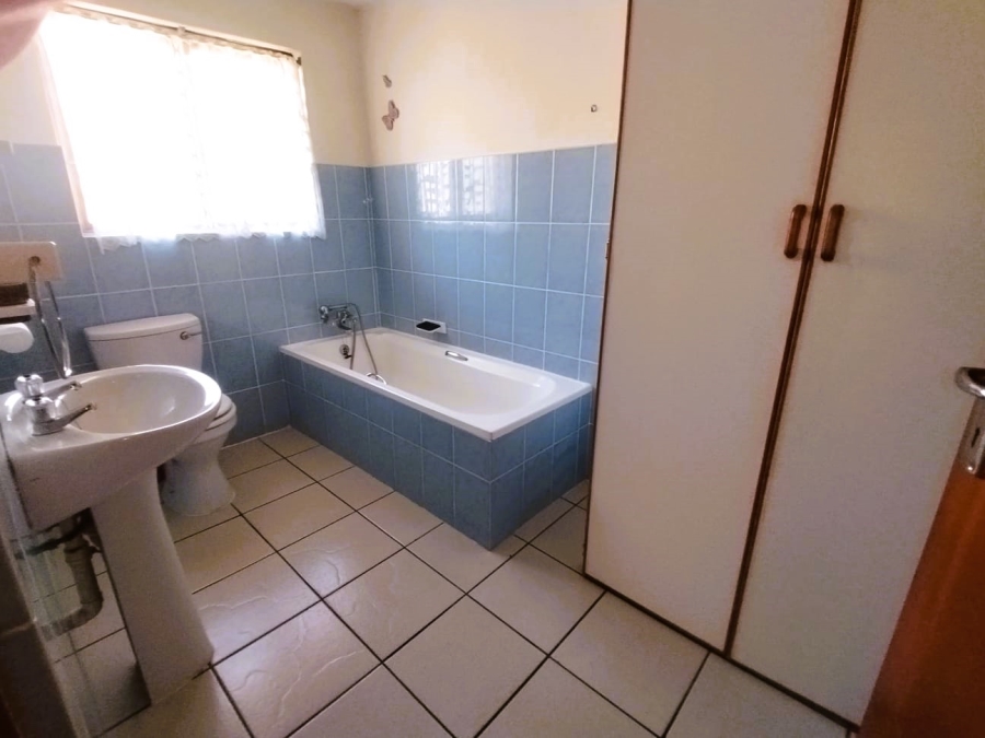 2 Bedroom Property for Sale in Southport KwaZulu-Natal