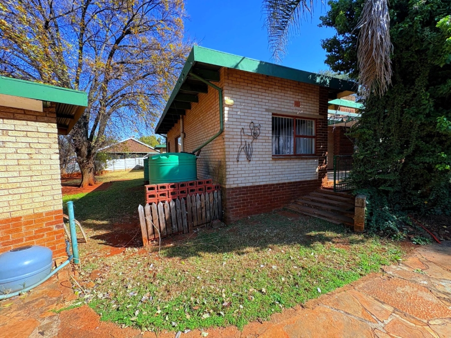 3 Bedroom Property for Sale in Huttenheights KwaZulu-Natal