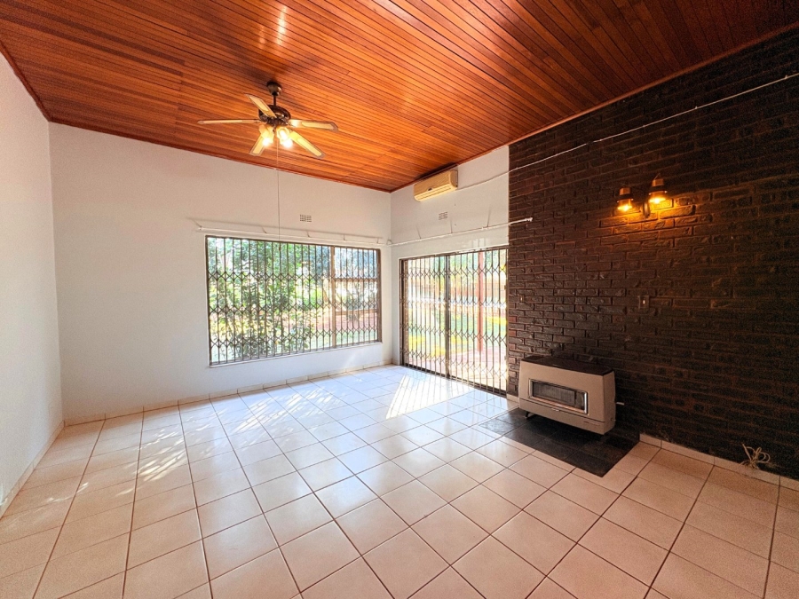 3 Bedroom Property for Sale in Huttenheights KwaZulu-Natal