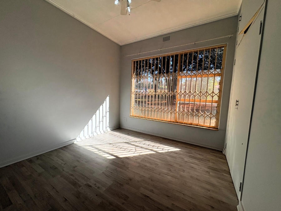 3 Bedroom Property for Sale in Huttenheights KwaZulu-Natal