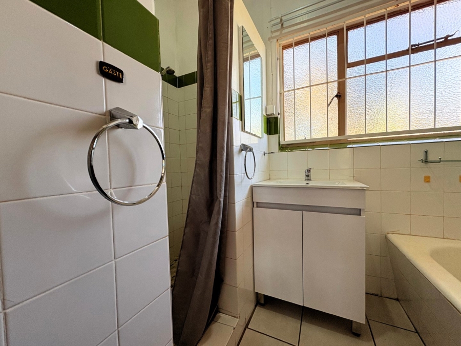 3 Bedroom Property for Sale in Huttenheights KwaZulu-Natal