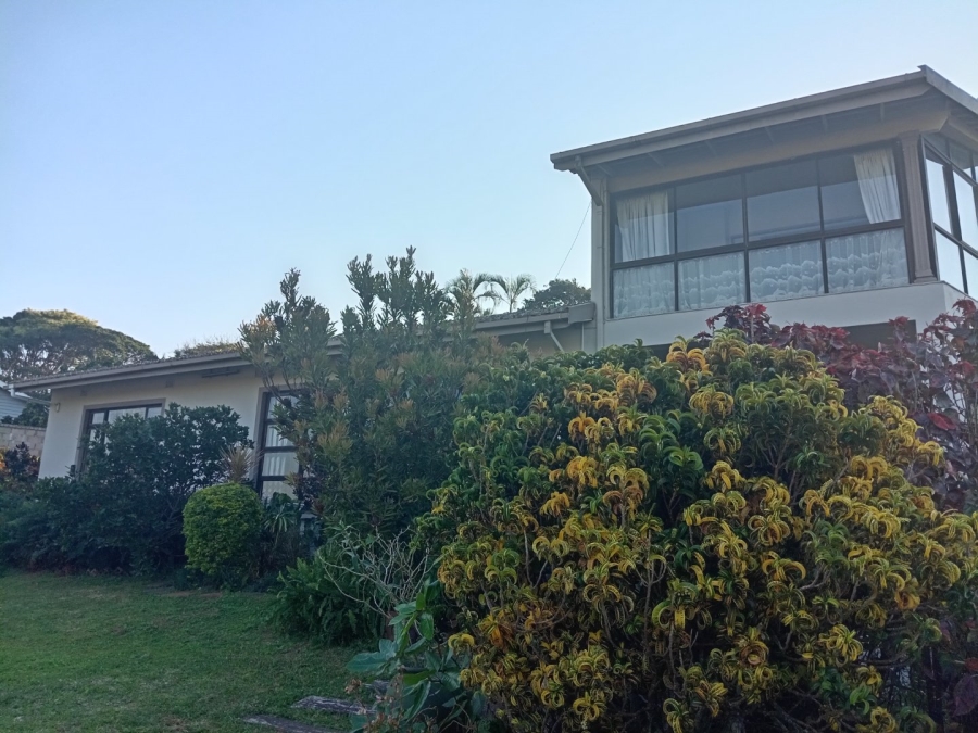3 Bedroom Property for Sale in St Michaels On Sea KwaZulu-Natal