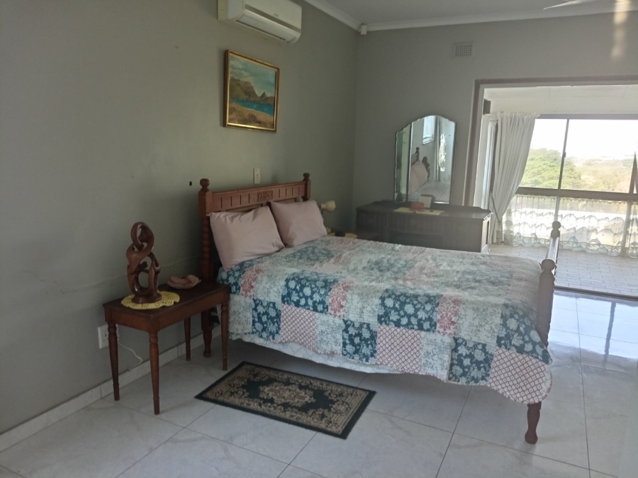 3 Bedroom Property for Sale in St Michaels On Sea KwaZulu-Natal