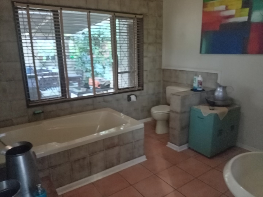 3 Bedroom Property for Sale in St Michaels On Sea KwaZulu-Natal