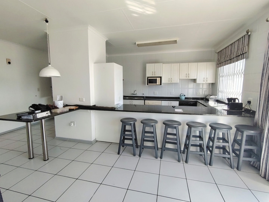 3 Bedroom Property for Sale in St Michaels On Sea KwaZulu-Natal