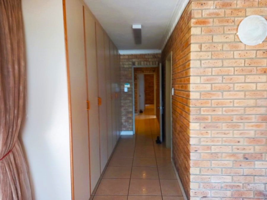 4 Bedroom Property for Sale in Shelly Beach KwaZulu-Natal
