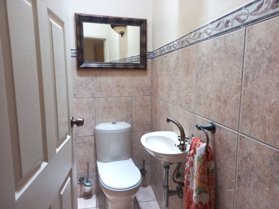 4 Bedroom Property for Sale in Shelly Beach KwaZulu-Natal