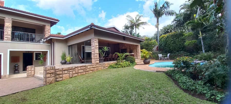 5 Bedroom Property for Sale in Umtentweni KwaZulu-Natal